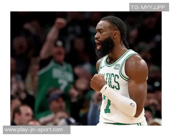 凯尔特人对决步行者杰伦布朗状态良好沃尔什因病缺席比赛